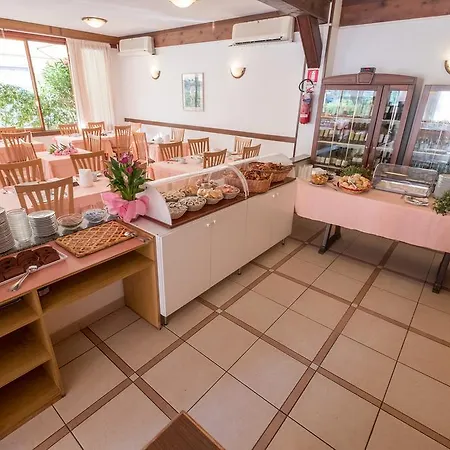 Hotel Lilly-3