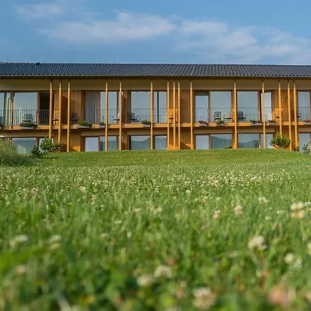 Hotel Die Alm-3