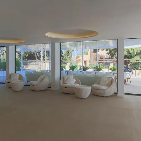 White Apartments - Adults Only-3