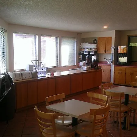 Super 8 By Wyndham Moab-3