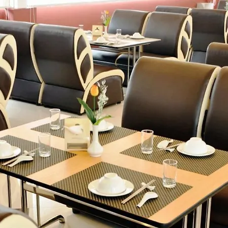 Clover Hotel-2
