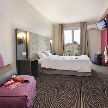 Hotel The Originals Perpignan Sud Le Grillon D'Or-3