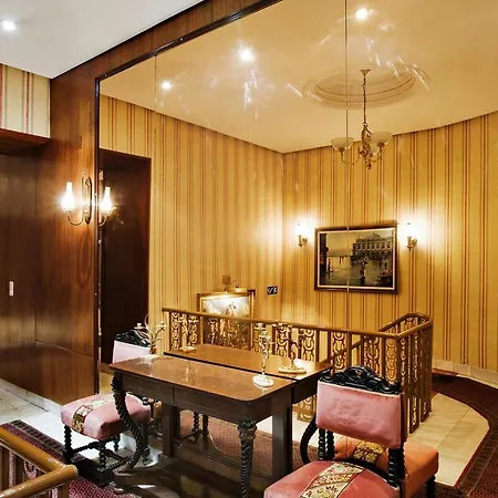 Hotel Roma-2