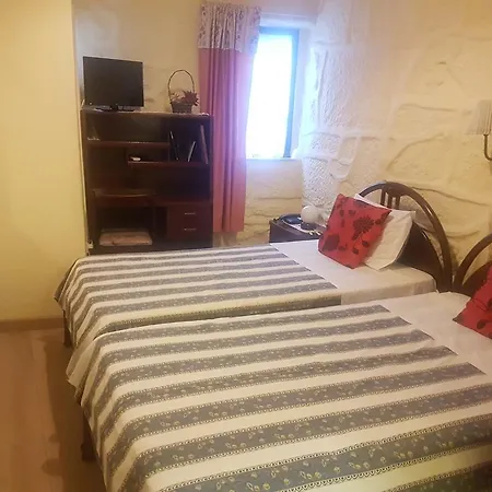 Caldeira Guest House-3