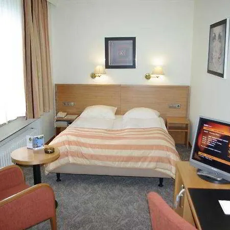Hotel Central Molitor-3