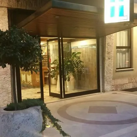 Hotel Excelsior-3