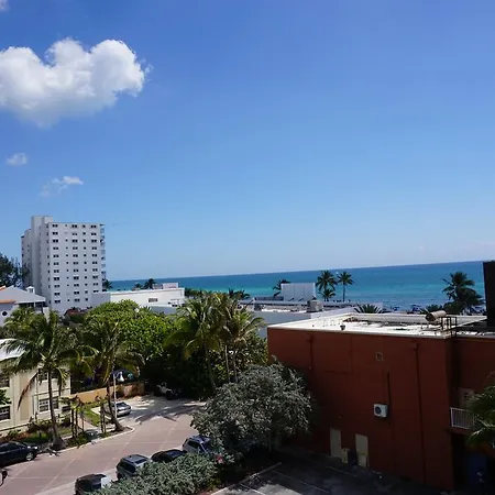Design Suites Hollywood Beach Resort-3