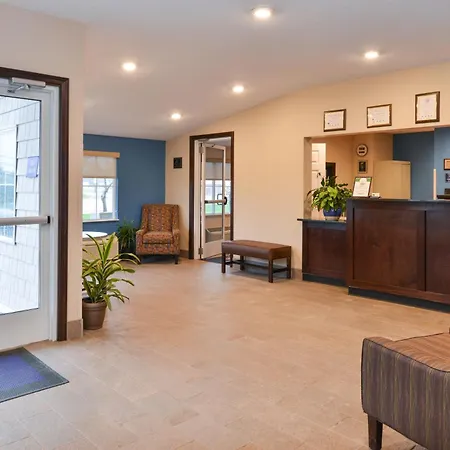 Americas Best Value Inn & Suites St Clairsville Wheeling-3