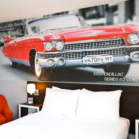 Cadillac Motel Niagara-2