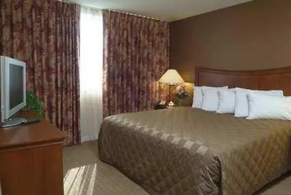 Embassy Suites Cleveland - Downtown-3