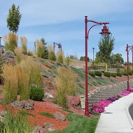 Inn At Cross Keys Station-3