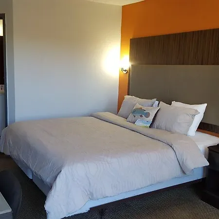 Days Inn By Wyndham Benton-3