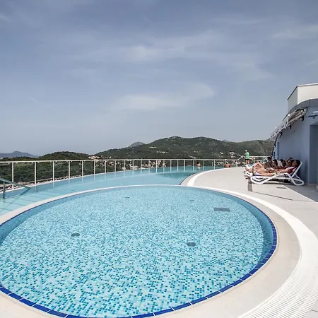 Villa Paradiso 2-3
