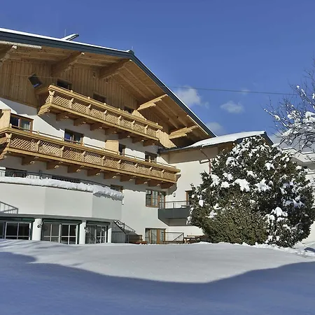 Aparthotel Steger Wagrain-2