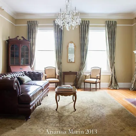 The Twelve Oaks Bed & Breakfast-2
