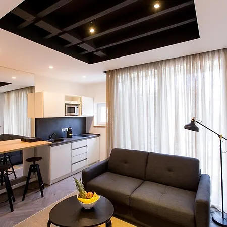 Domus Romana Lux-2