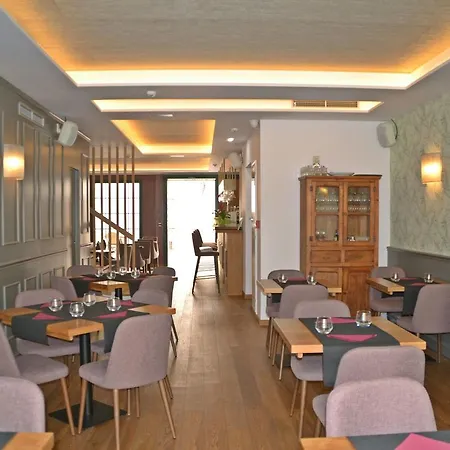 Jardi De Pedra (Adults Only)-2