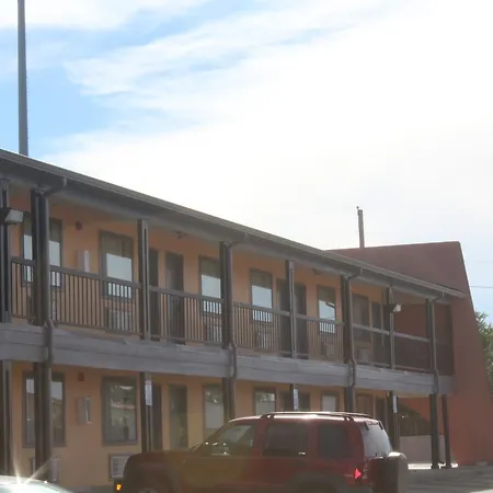 The Executive Inn & Suites-3