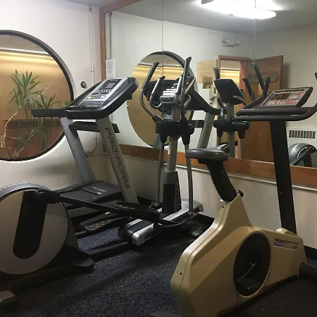 Ramada By Wyndham Portland Airport-2