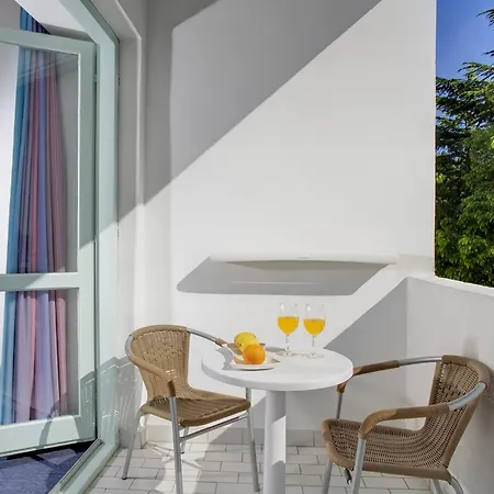 Marina Sunny Hotel By Valamar-2