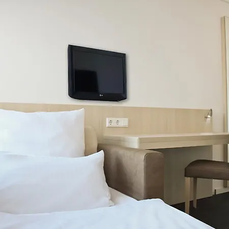 Viva Hotel Lübeck-3