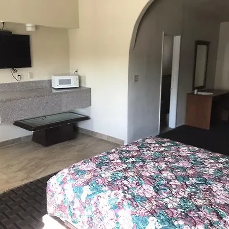 Galleria Inn Montclair/Ontario-3