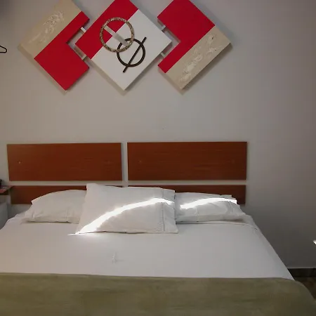 Hotel Avenida Tupã-2