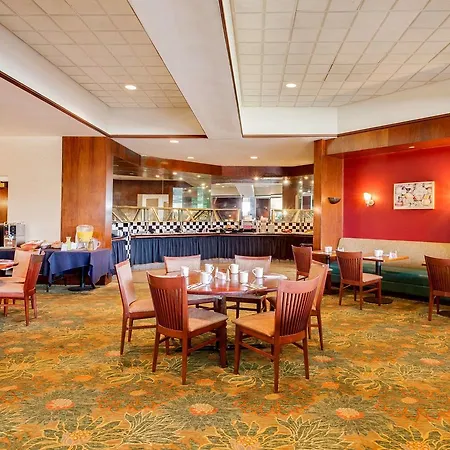 Ramada By Wyndham Fishkill-3