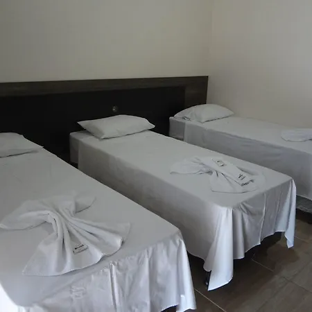 Golden Hotel-3
