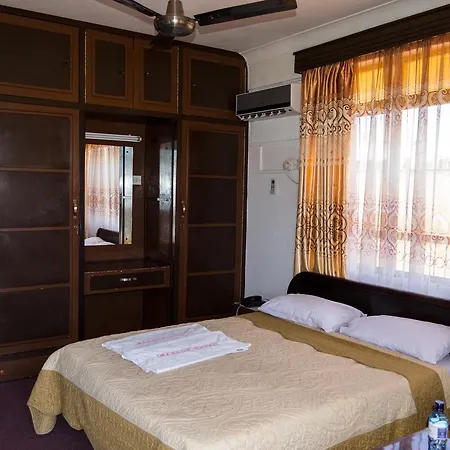 Manson Hotel-2