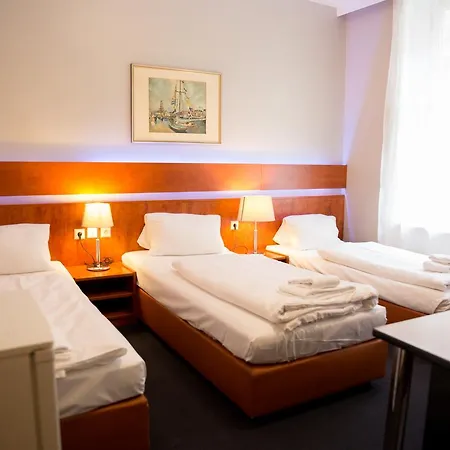 City Hotel - Heefa Ohg-2