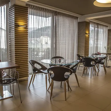 Grand Chalet delle Rocche-2