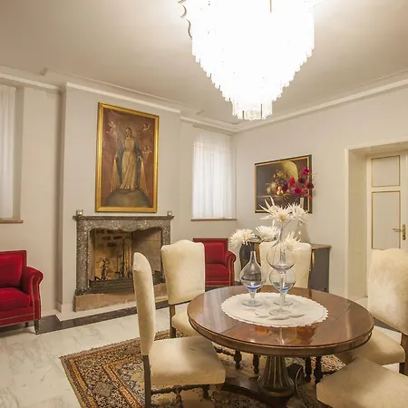Martins Residence De Luxe-2