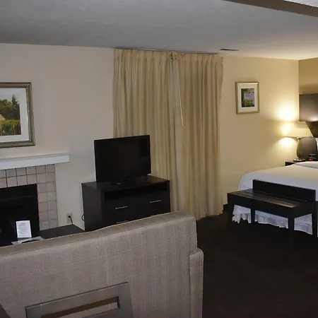 Hawthorn Suites Dayton South-2