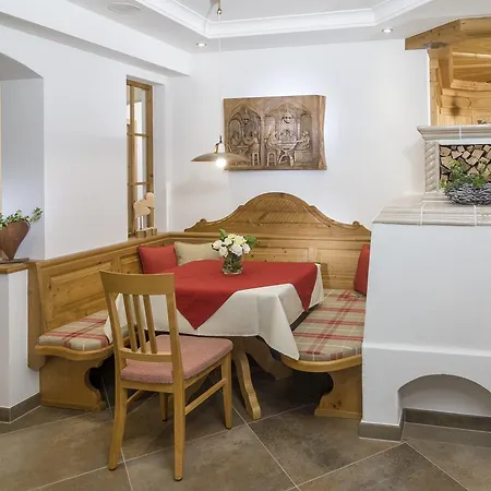 Pension Laerchenbrunn-3