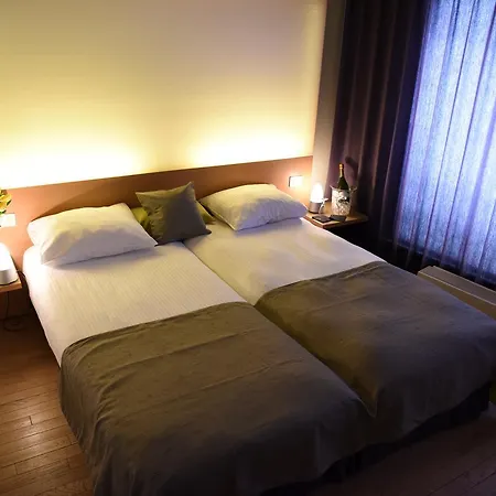 Hotel 322 Lambermont Brussels-3