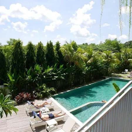 Padang Padang Inn-2