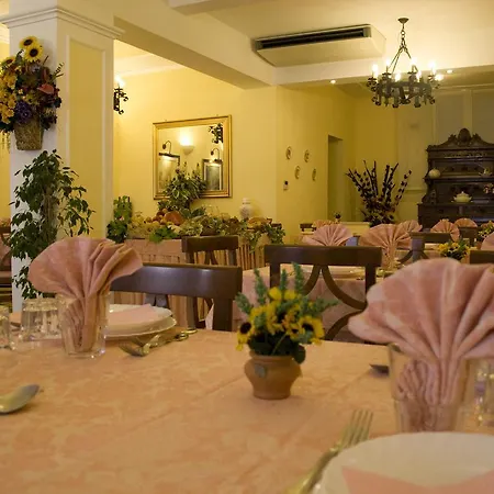 Hotel Arno-3