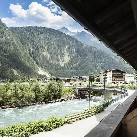 Hostel Chillertal-3