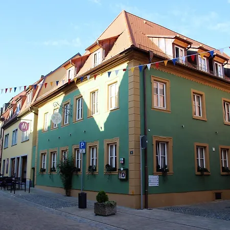 Belle Vue - Das Hotel...-3