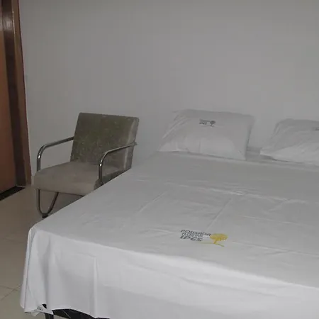 Pousada Flor Dos Ipês-2