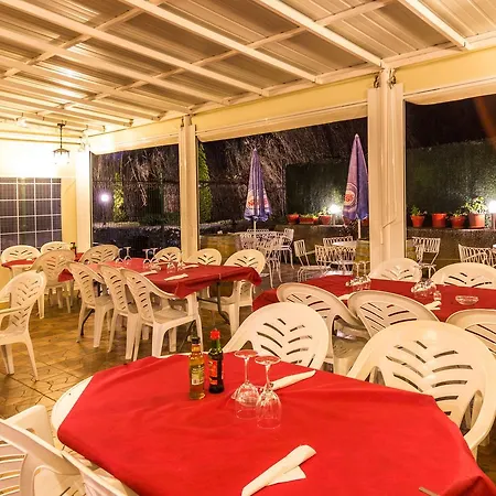Hotel Parras Arnedillo-2