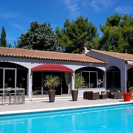 Hotel Les Mazets Des Roches-2