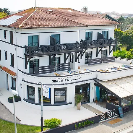 Single Fin Hotel & Lodge-3