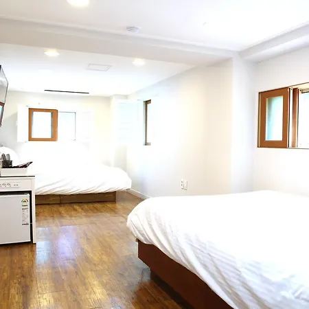 Charm Hotel-2