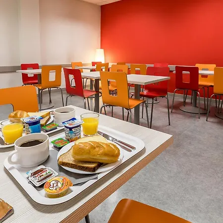 Première Classe Lille Centre-2