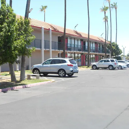Ramada By Wyndham Mesa Downtown-3