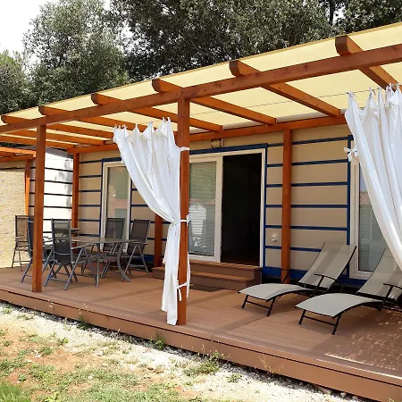 Grand Veles Camp-3