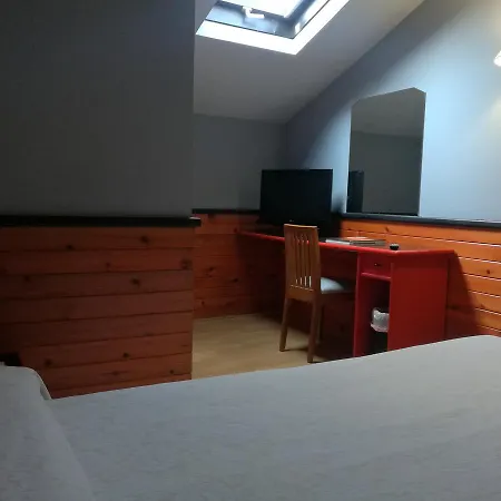 Hotel City House Las Lomas-2