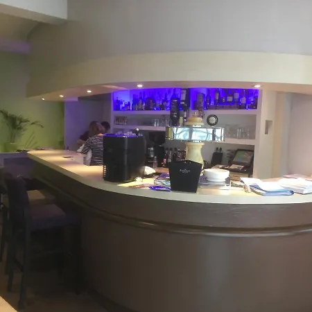Hostellerie Excalibur-3
